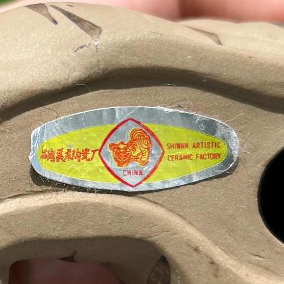 Vintage Shiwan Hand Painted Porcelain Figurine Statue Artistic Ceramic Factory - Picture 13 of 14